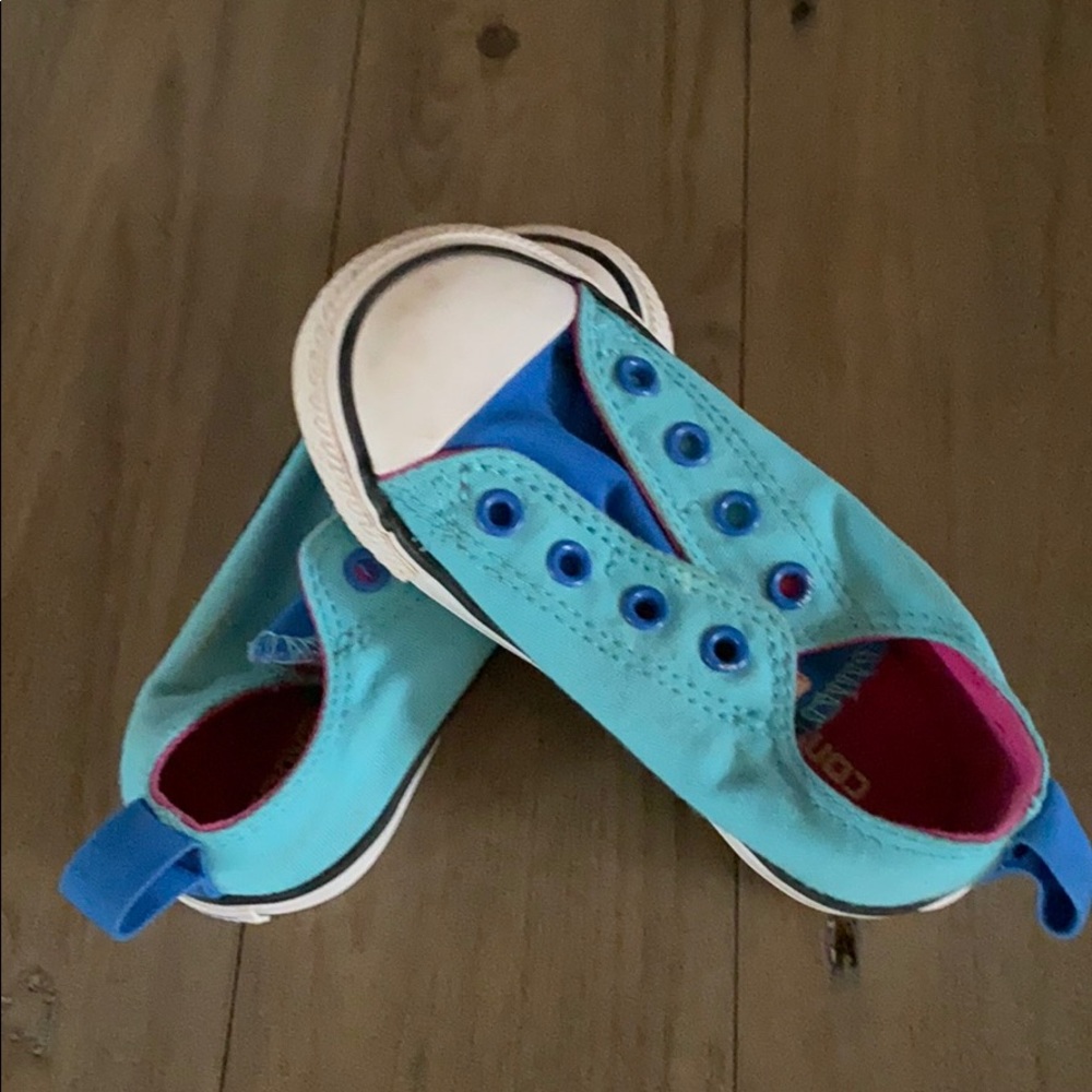 Girls converse sneakers